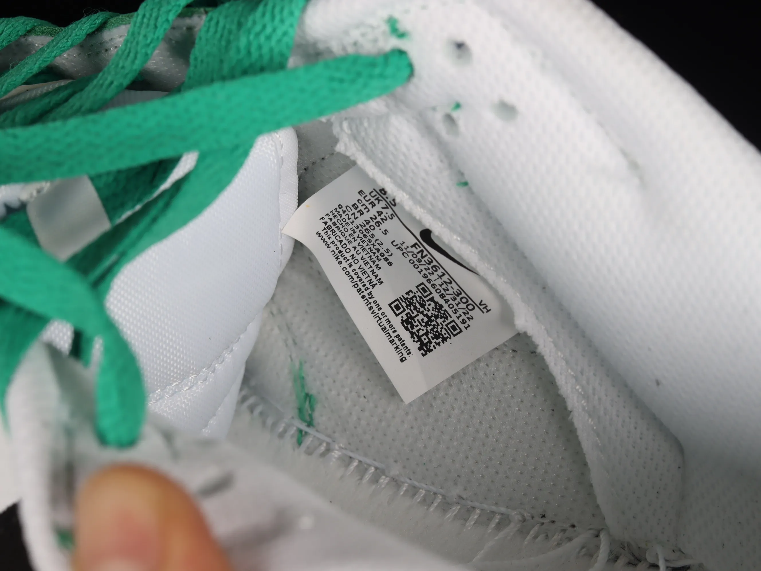 All categories Nk SB Dunk series Nk SB Dunk Low low-top sneakers C version Nk SB Dunk Low "Lottery Green" Heineken replacement SB low-top casual sneakers FN3612-300